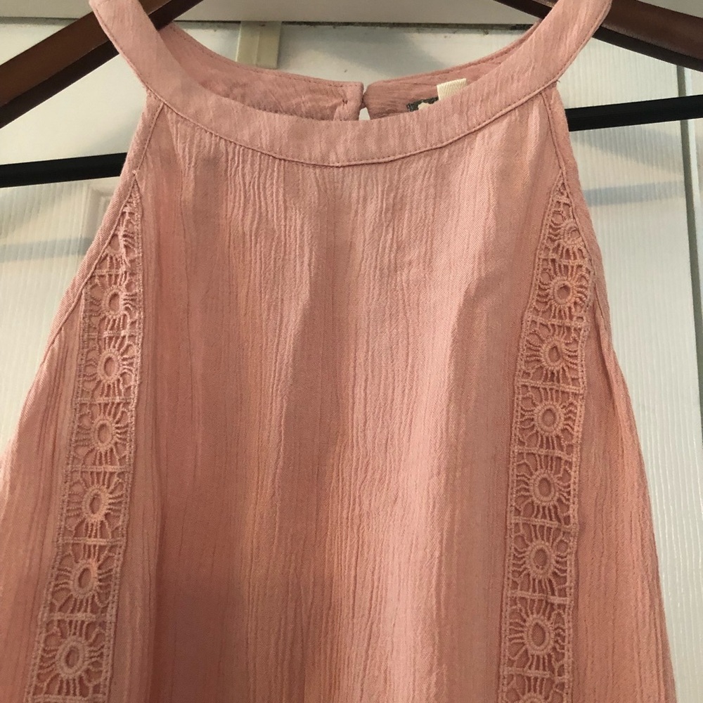 Pretty pink flowy summer shirt with flattering cut